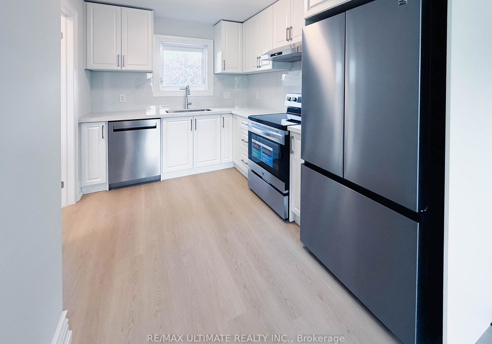 83-burr-avenue-toronto-north-york-ontario-w13688634