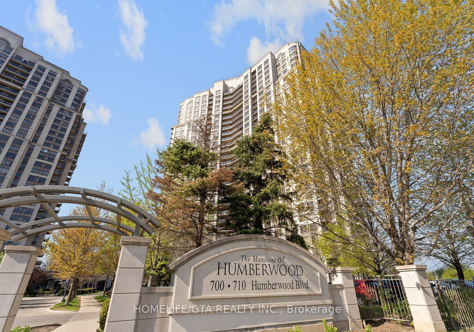 700-humberwood-boulevard-toronto-etobicoke-ontario-w13688712