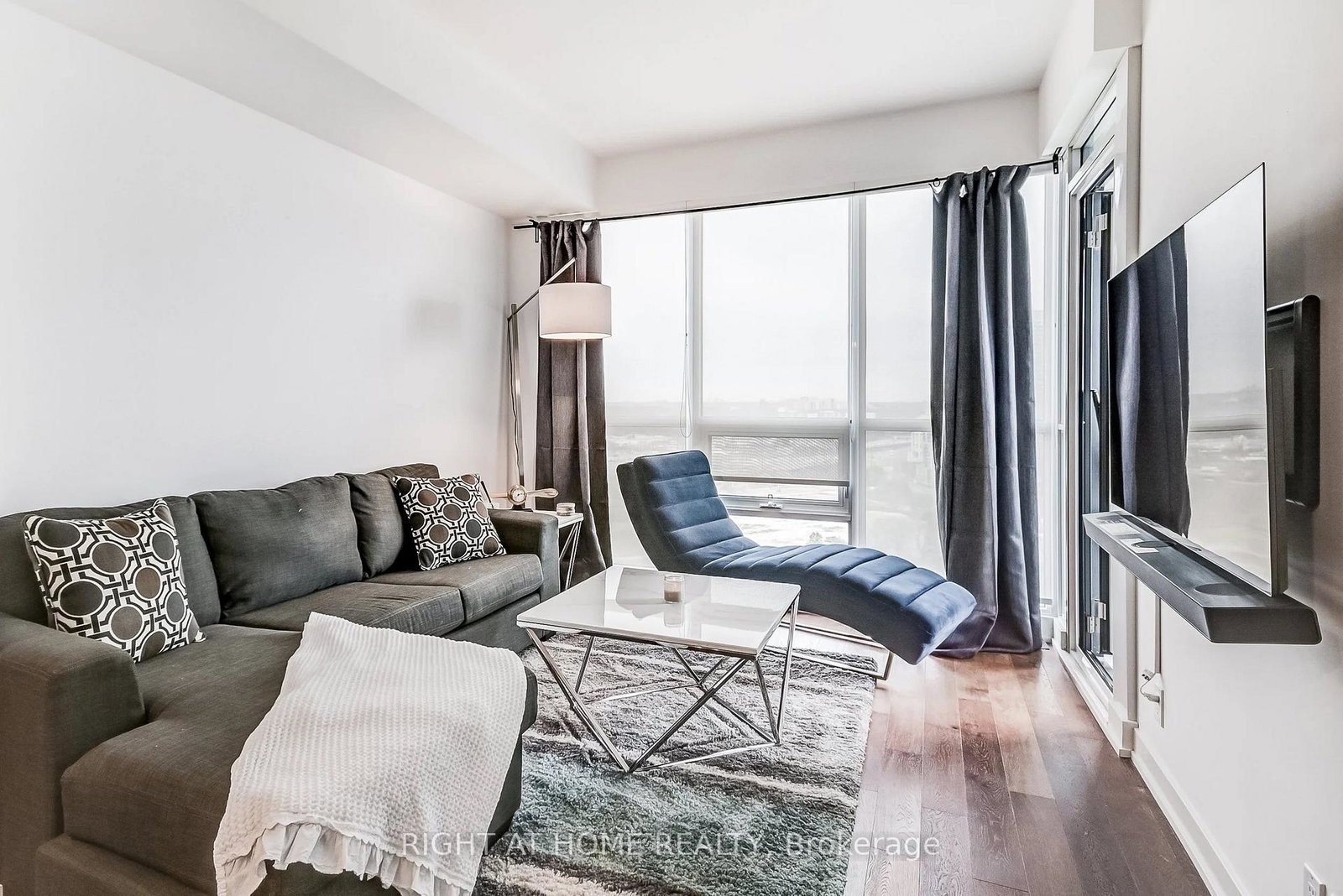 2212-lake-shore-boulevard-w-toronto-etobicoke-ontario-w13688818