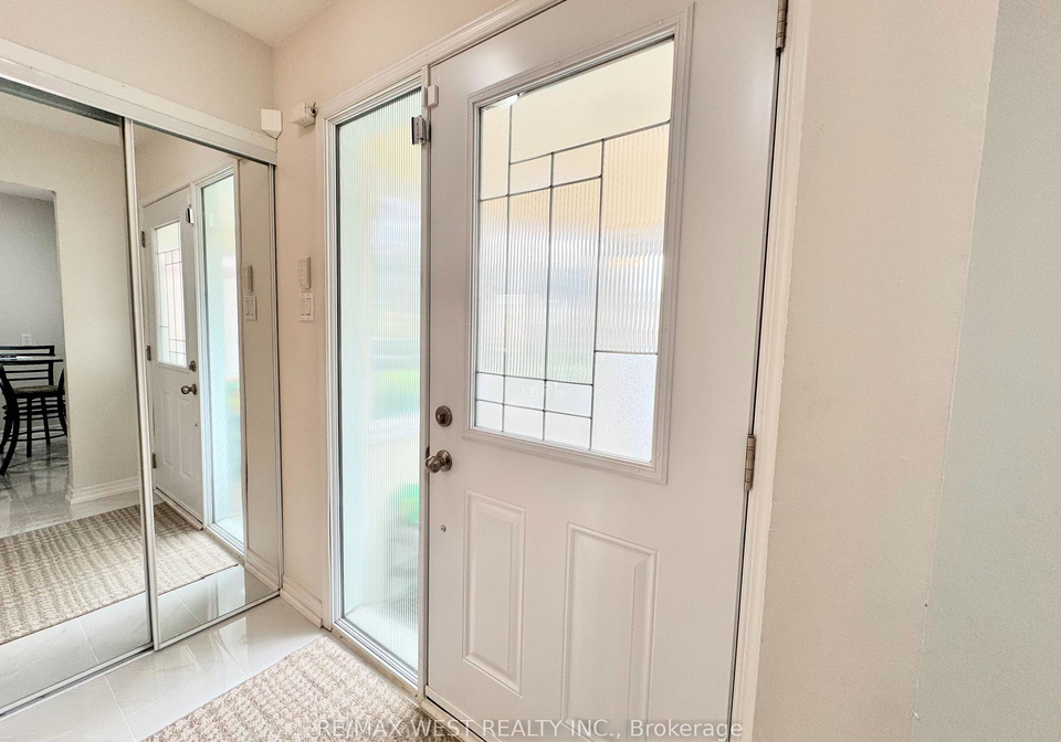 10-hardcastle-court-brampton-ontario-w13688898