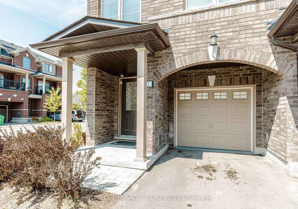 32-arcola-street-brampton-ontario-w13688918