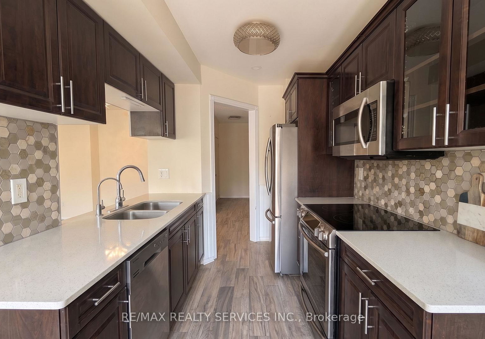 11-beverly-lane-halton-hills-ontario-w13689042