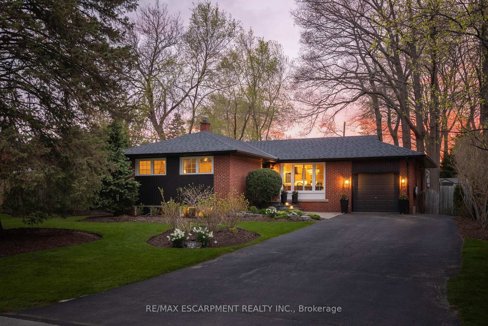 1491-trenton-road-oakville-ontario-w13689058