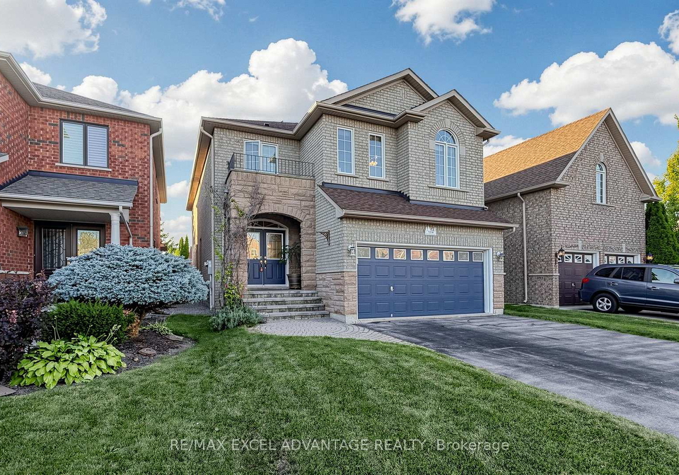 7238-lowville-heights-mississauga-ontario-w13689124
