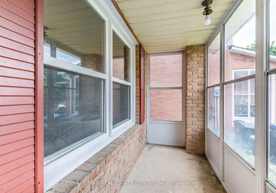 1124-shagbark-crescent-mississauga-ontario-w13689218