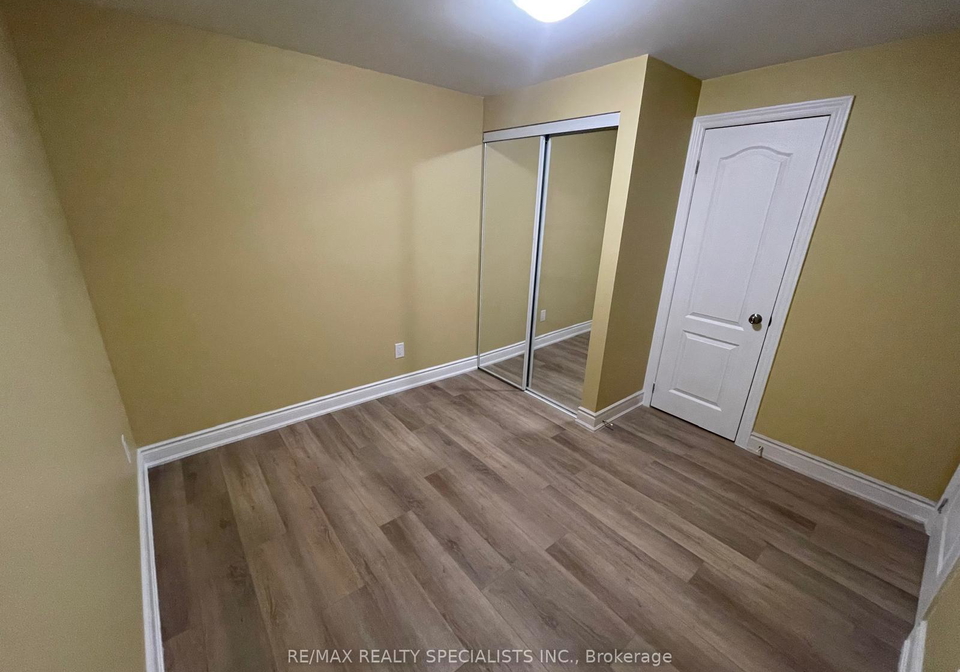 4549-longmoor-road-mississauga-ontario-w13689446