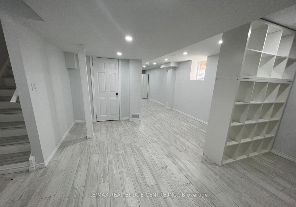 10-chudleigh-avenue-brampton-ontario-w13689470