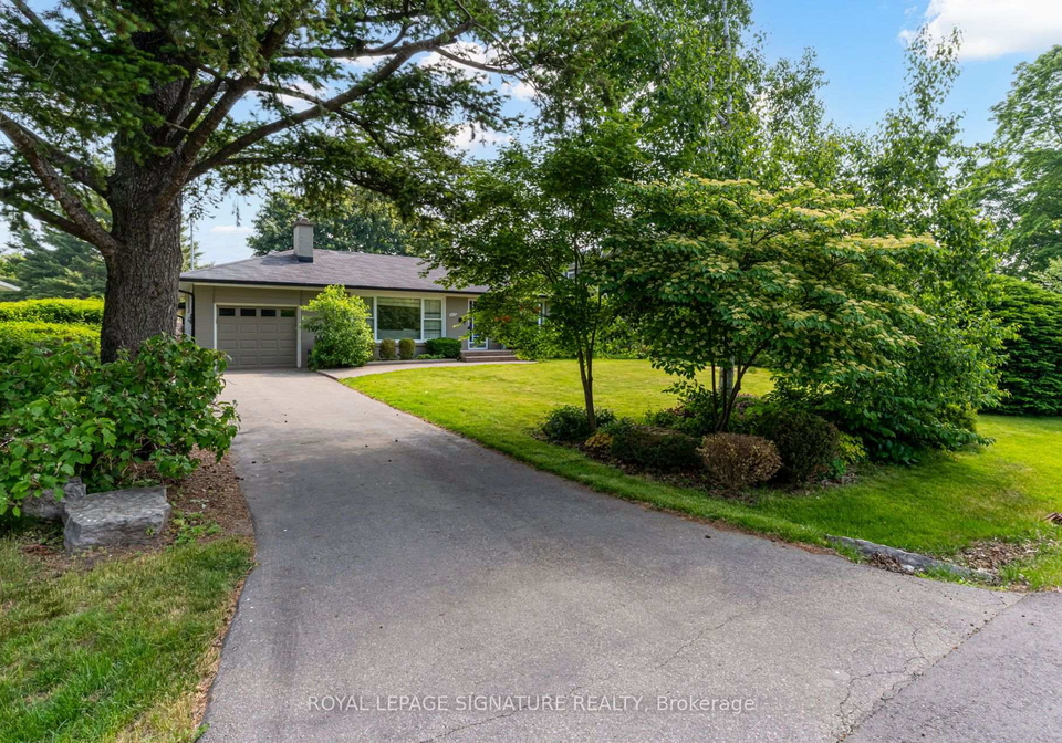 383-maplehurst-avenue-oakville-ontario-w13689488