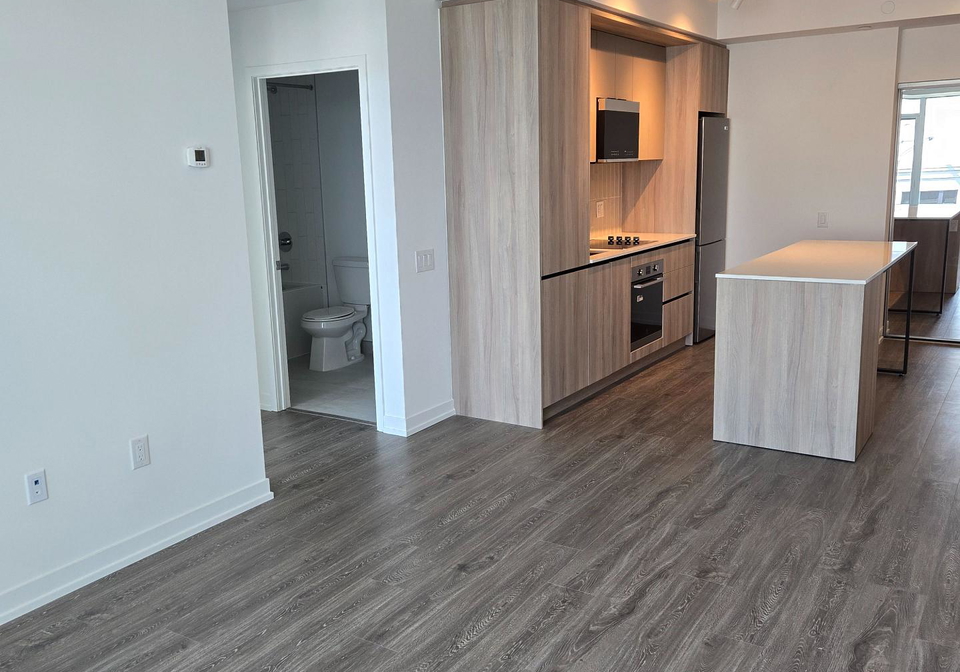2485-eglinton-avenue-w-mississauga-ontario-w13689548