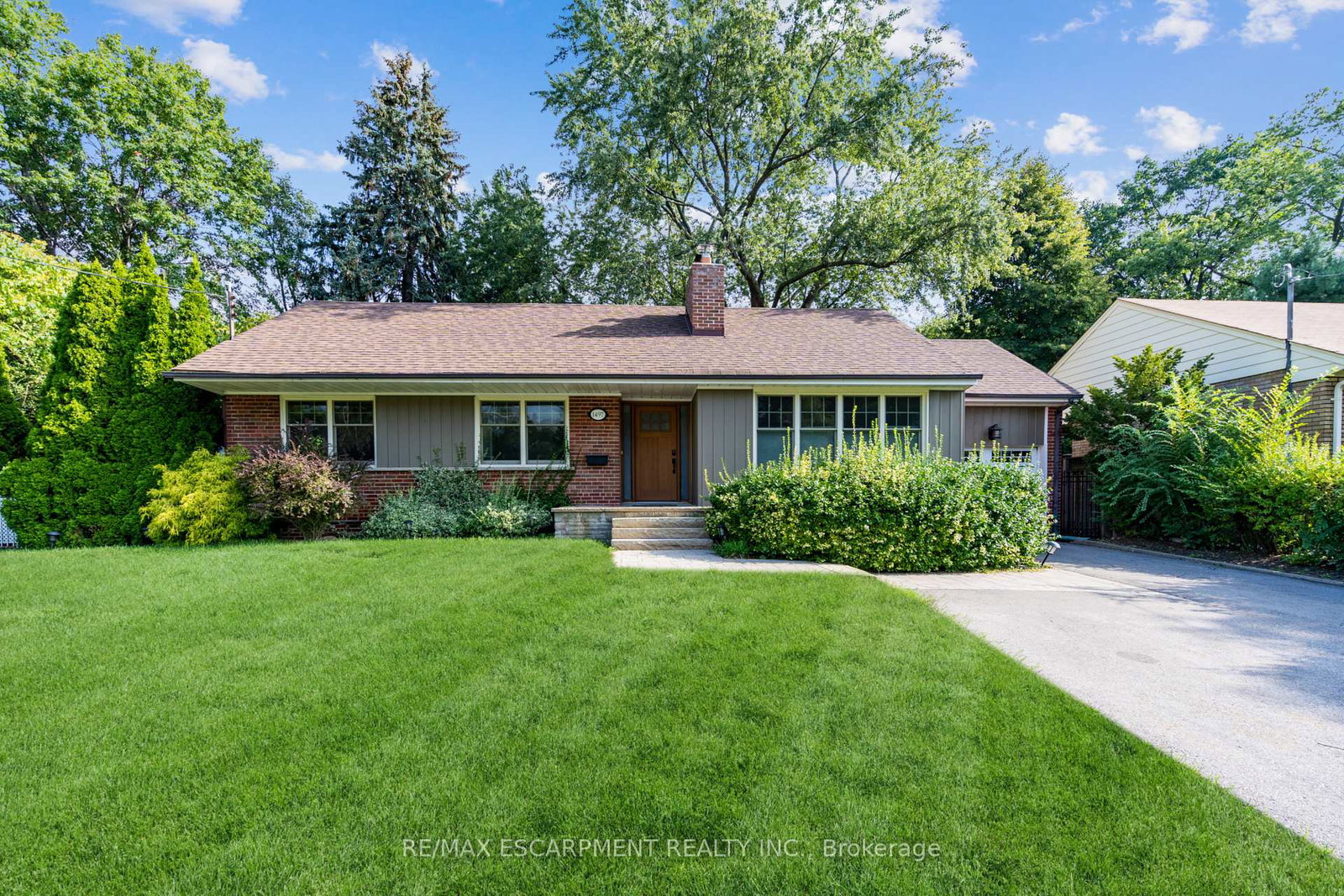 1497-park-royale-boulevard-mississauga-ontario-w13689644