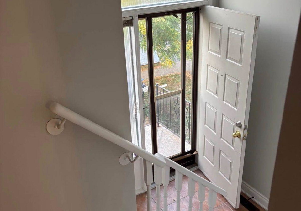 10-martindale-crescent-brampton-ontario-w13689748