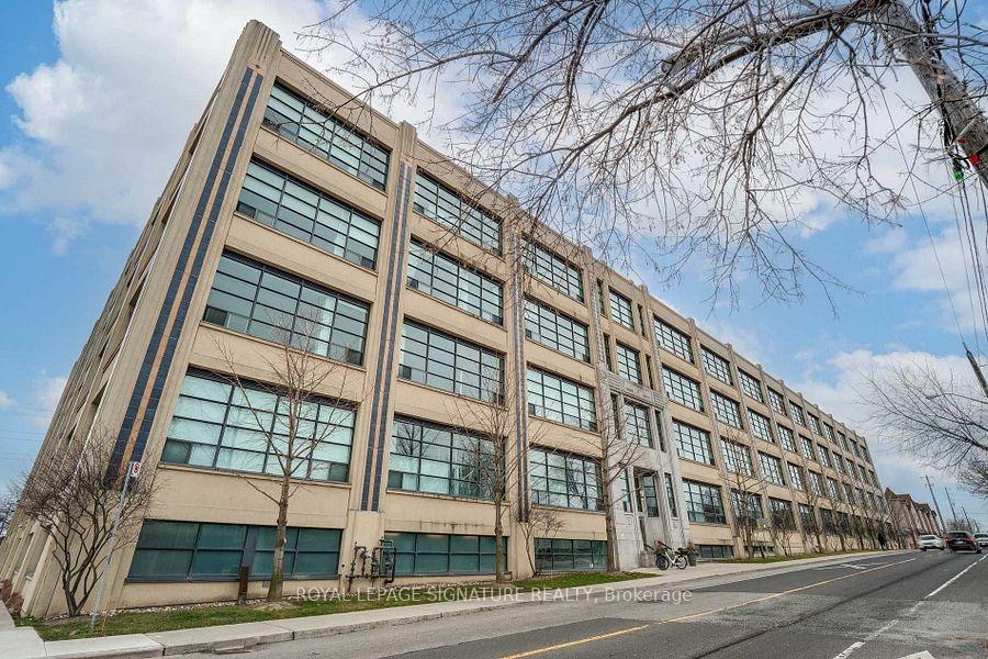 1001-roselawn-avenue-toronto-north-york-ontario-w13689778