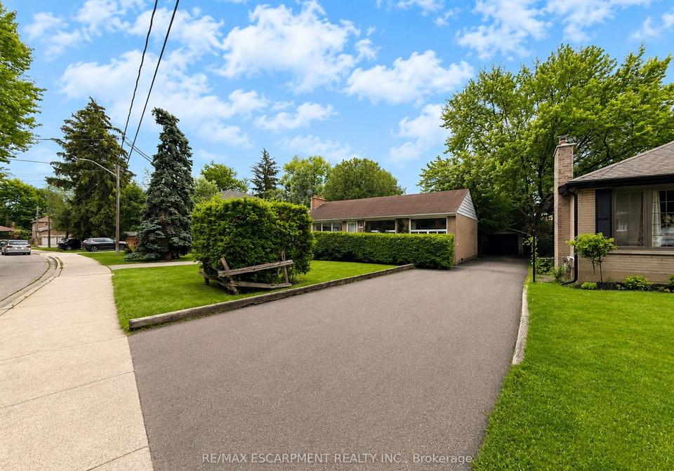 1214-argreen-road-mississauga-ontario-w13689800