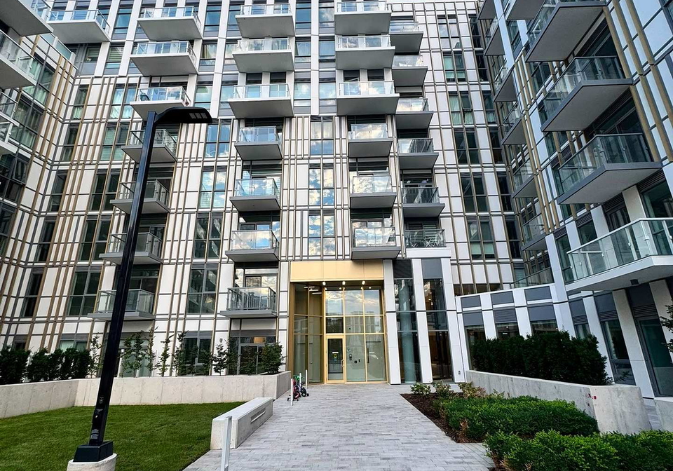 1005-dundas-street-e-oakville-ontario-w13689926