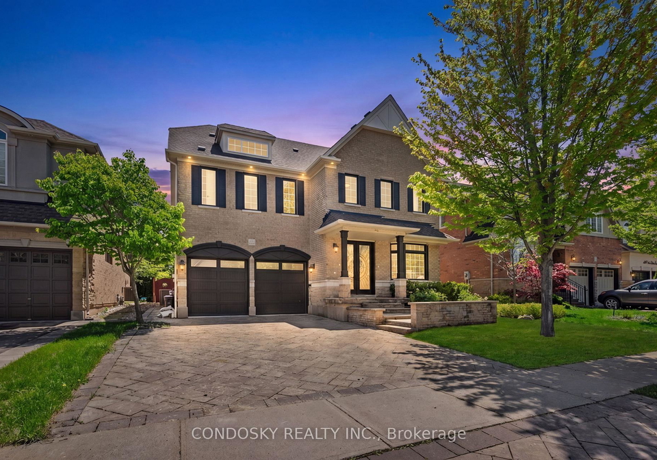 3322-fox-run-circle-oakville-ontario-w13690106