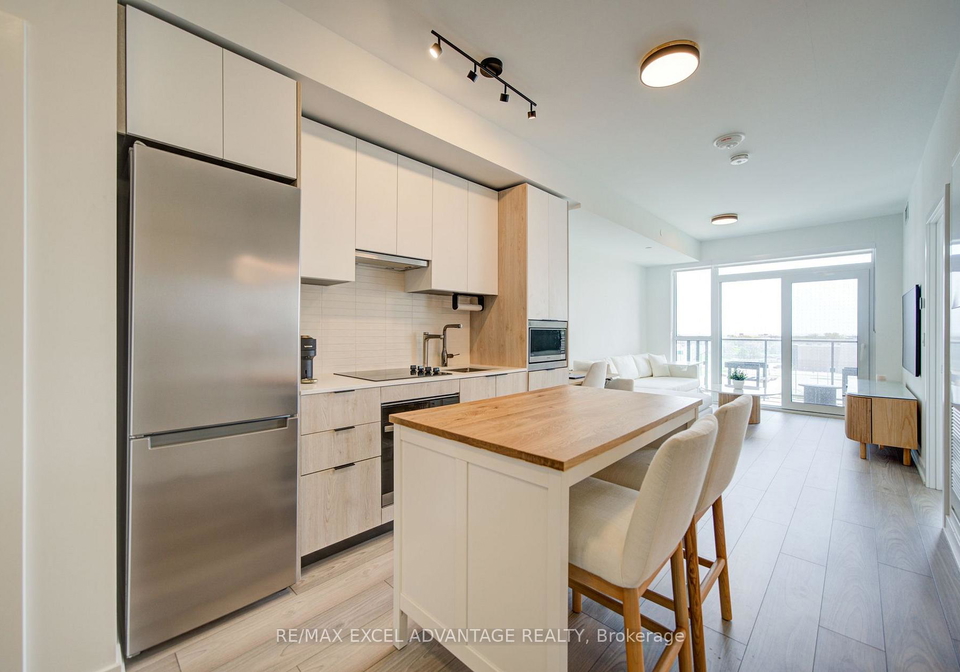 1007-the-queensway-toronto-etobicoke-ontario-w13690126