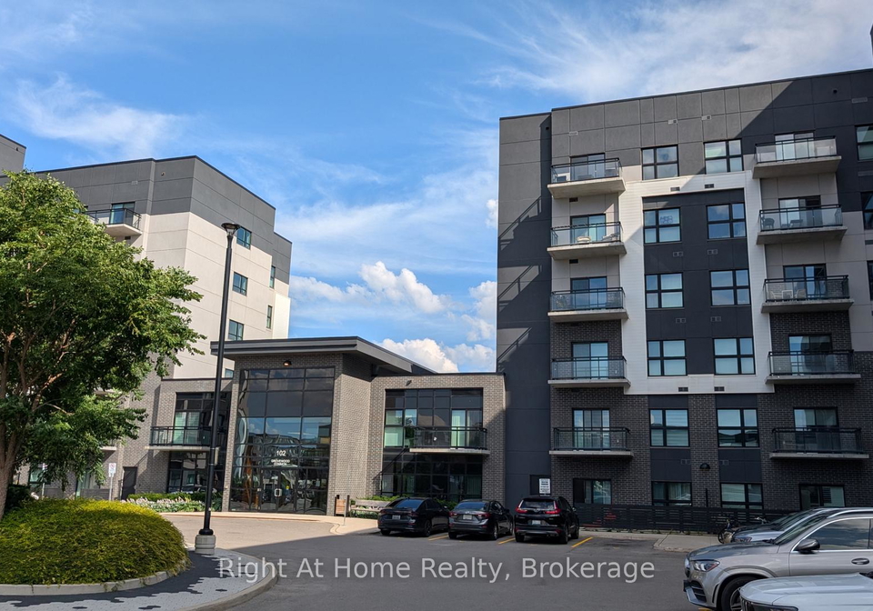 102-grovewood-common-oakville-ontario-w13690166