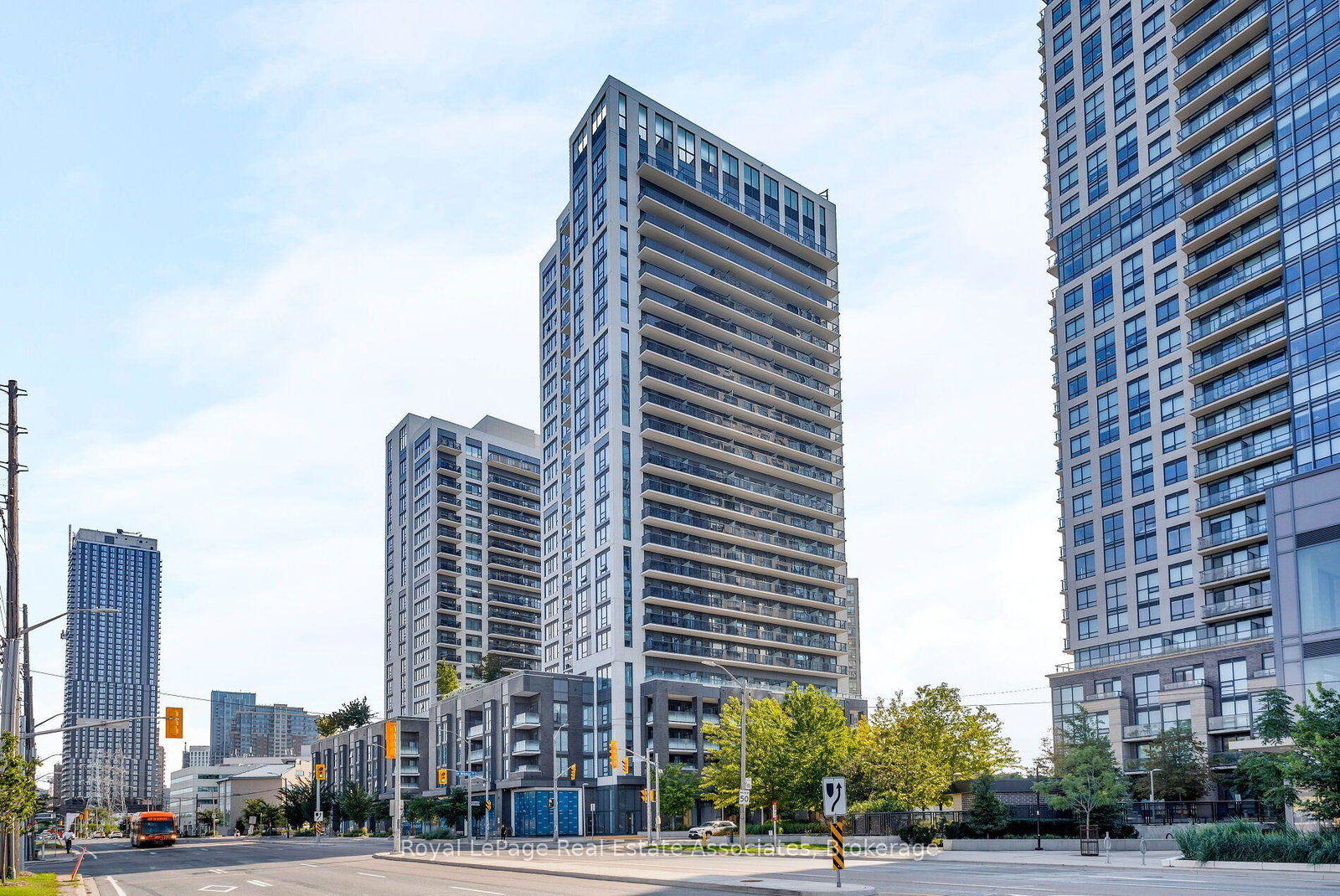 30-samuel-wood-way-toronto-etobicoke-ontario-w13690370