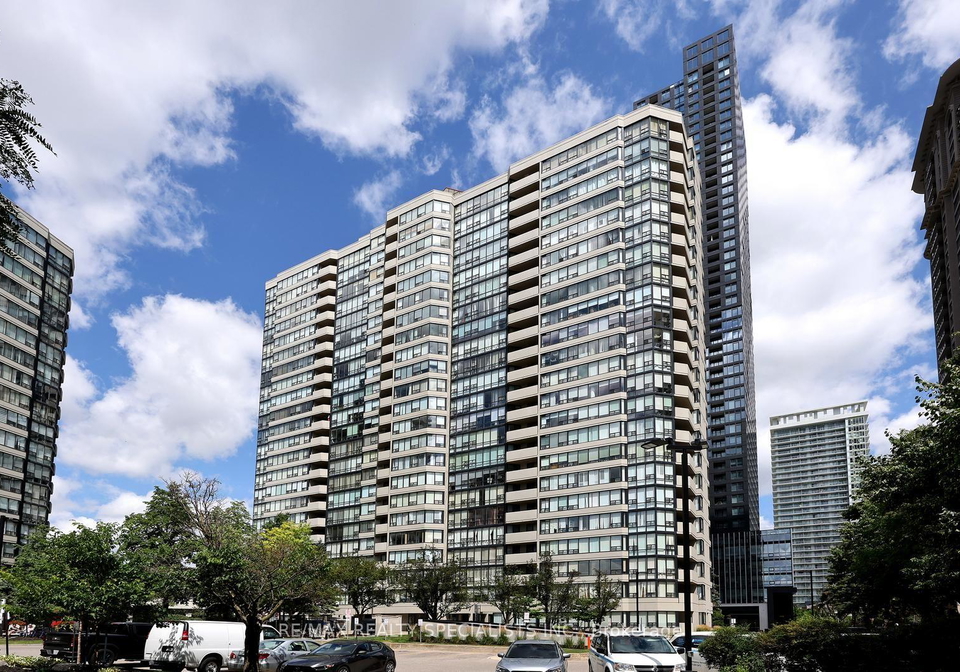 330-w-rathburn-road-w-mississauga-ontario-w13690412