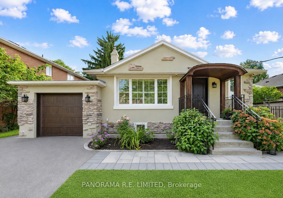 14-agar-crescent-toronto-etobicoke-ontario-w13690542