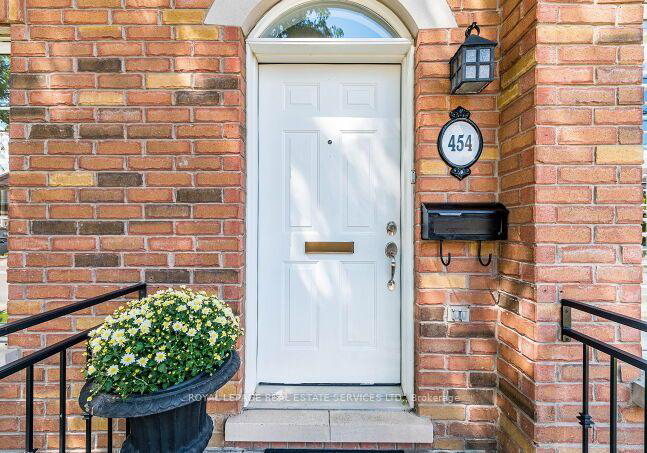 454-st-johns-road-toronto-toronto-ontario-w13690596