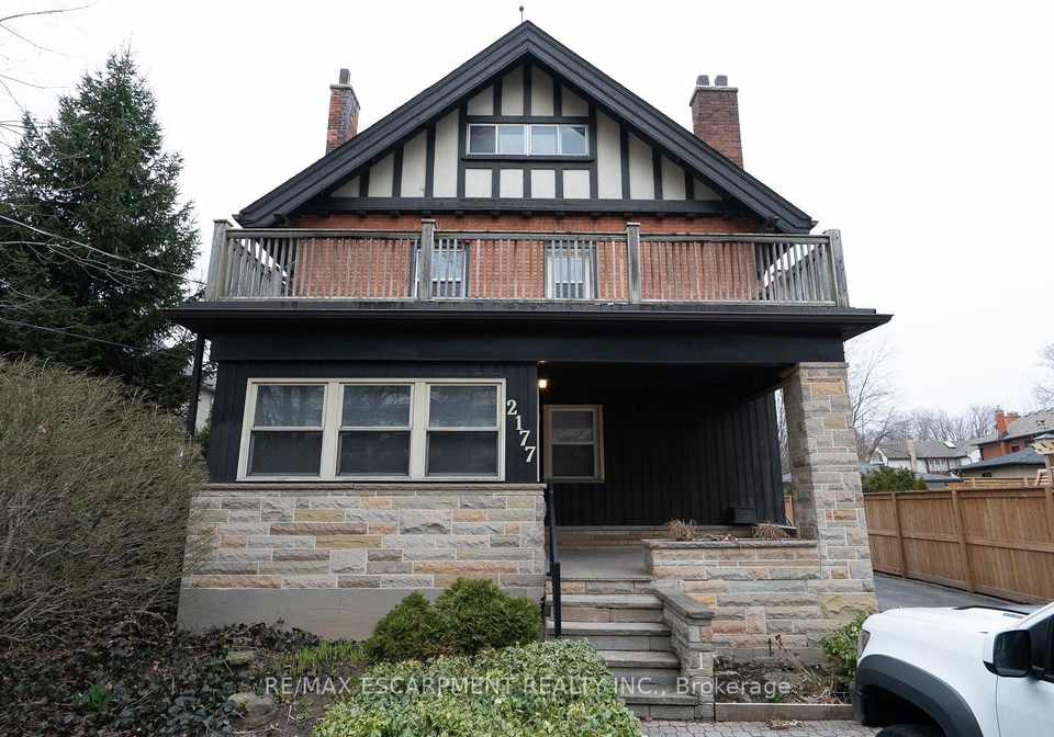 2177-lakeshore-road-burlington-ontario-w13690620