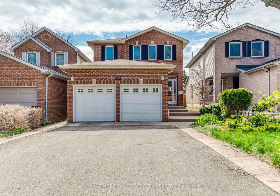 3390-chartrand-crescent-mississauga-ontario-w13690656