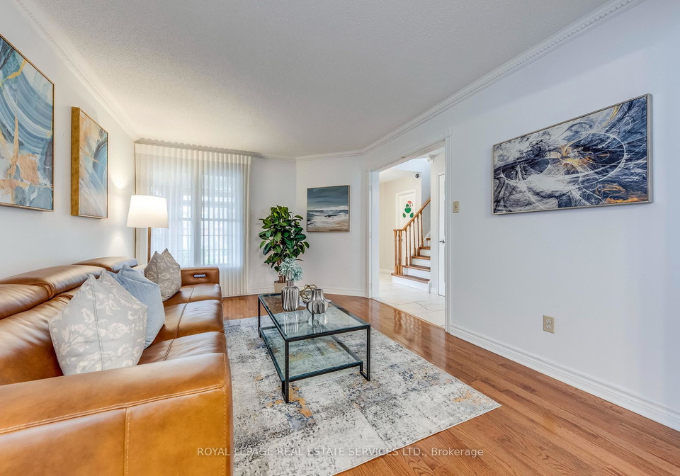 3390-chartrand-crescent-mississauga-ontario-w13690656