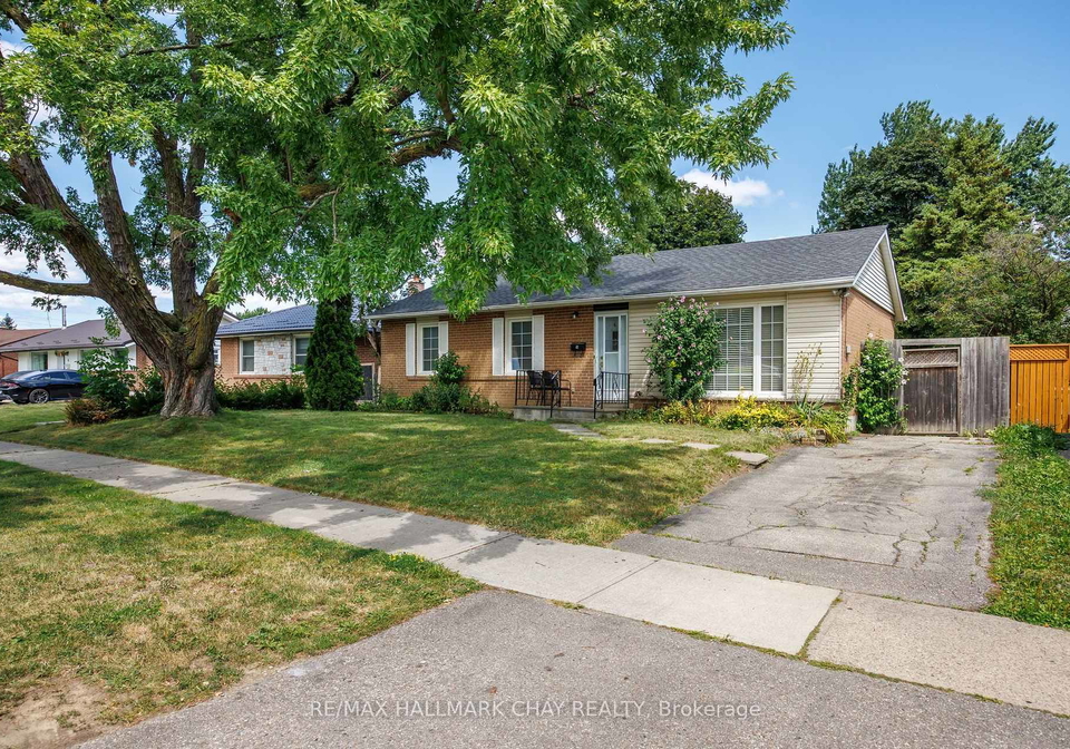 41-aberdeen-crescent-brampton-ontario-w13690750