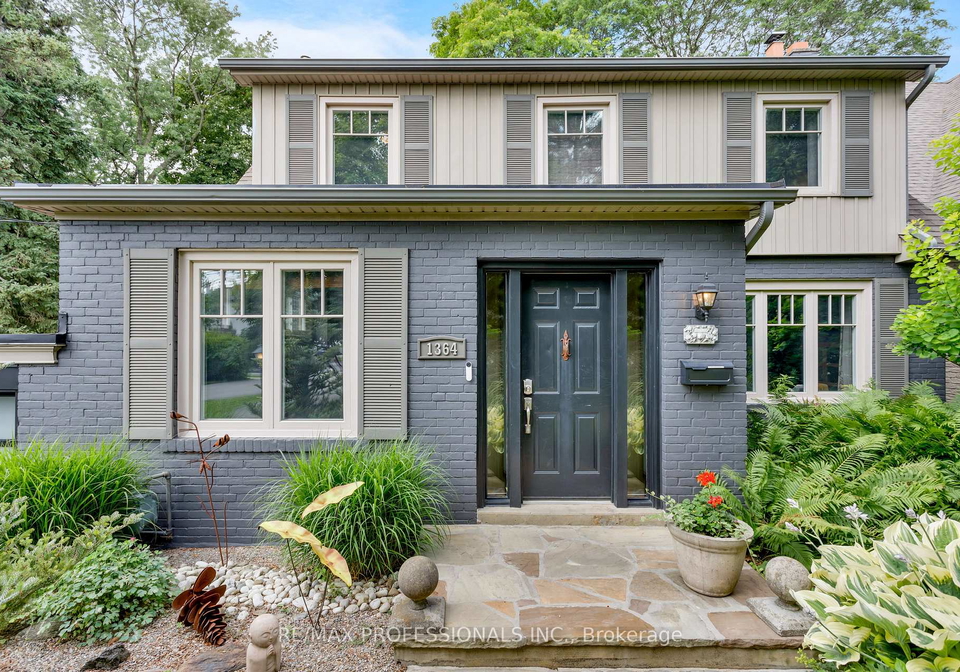 1364-islington-avenue-toronto-etobicoke-ontario-w13690872
