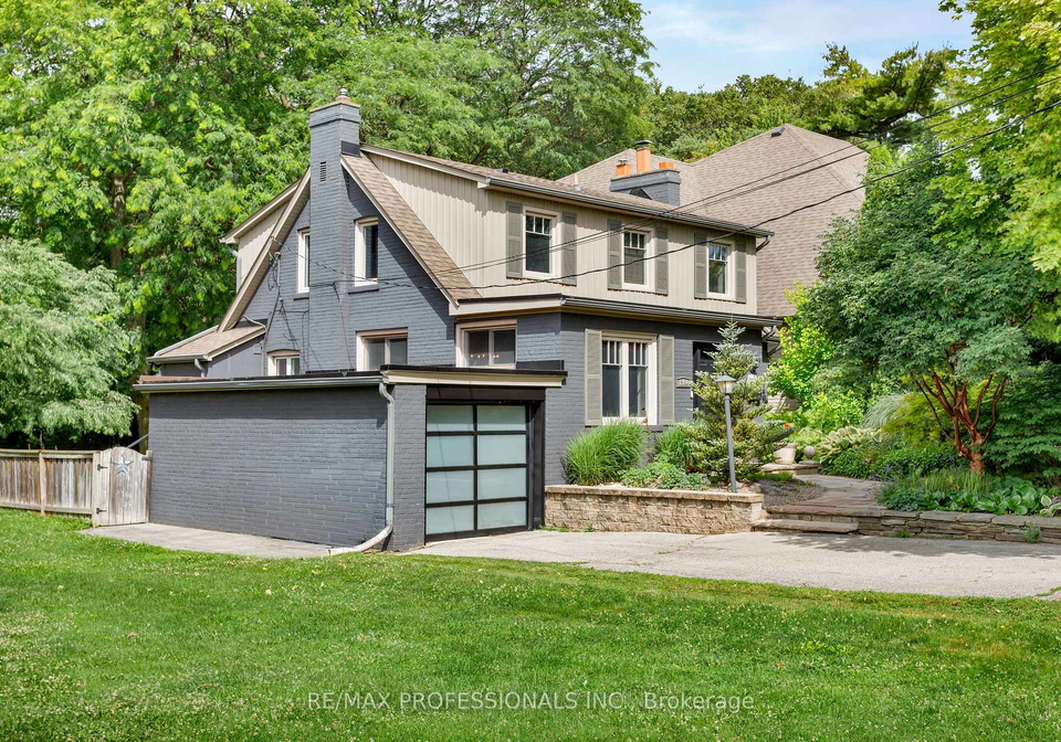 1364-islington-avenue-toronto-etobicoke-ontario-w13690872