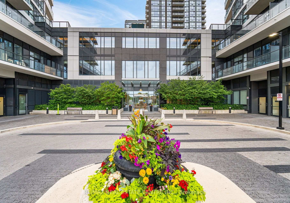 35-watergarden-drive-mississauga-ontario-w13691014