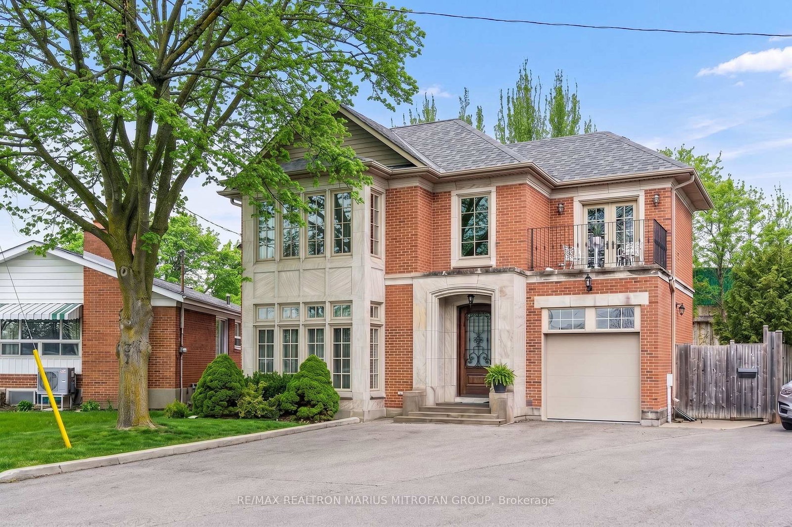 7-rollins-place-toronto-etobicoke-ontario-w13691046