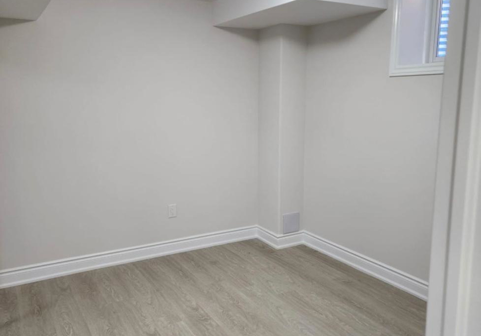 7-humberstone-crescent-brampton-ontario-w13691058