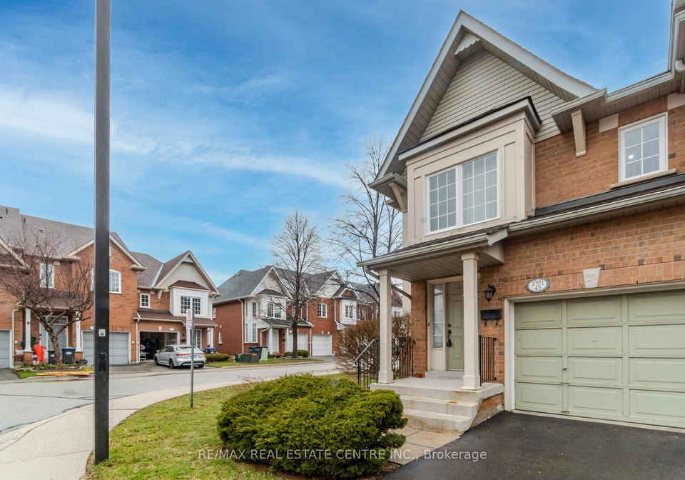 1591-south-parade-court-mississauga-ontario-w13691146