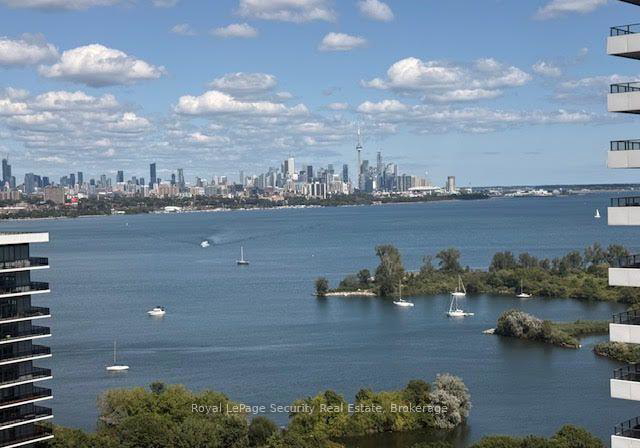 30-shore-breeze-drive-toronto-etobicoke-ontario-w13691176