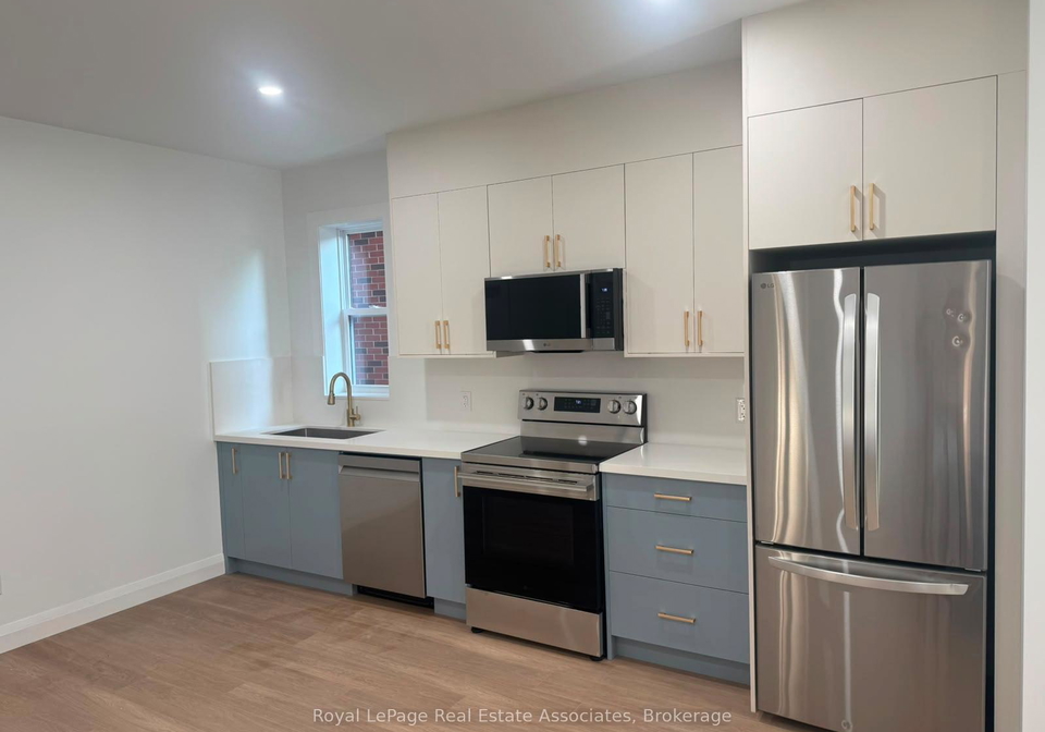 17-white-avenue-toronto-toronto-ontario-w13691208