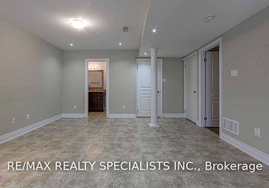 5768-whitehorn-avenue-mississauga-ontario-w13691238