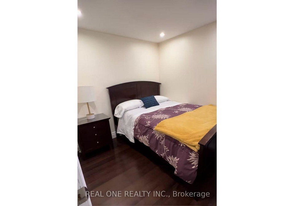 58-sewell-drive-oakville-ontario-w13691282