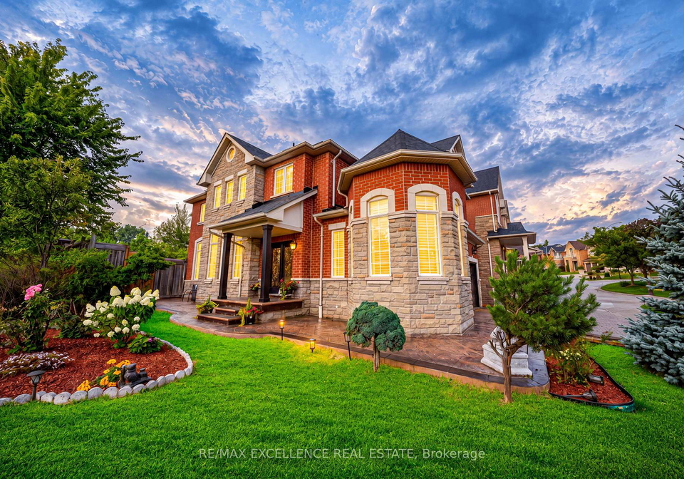 88-oblate-crescent-brampton-ontario-w13691356