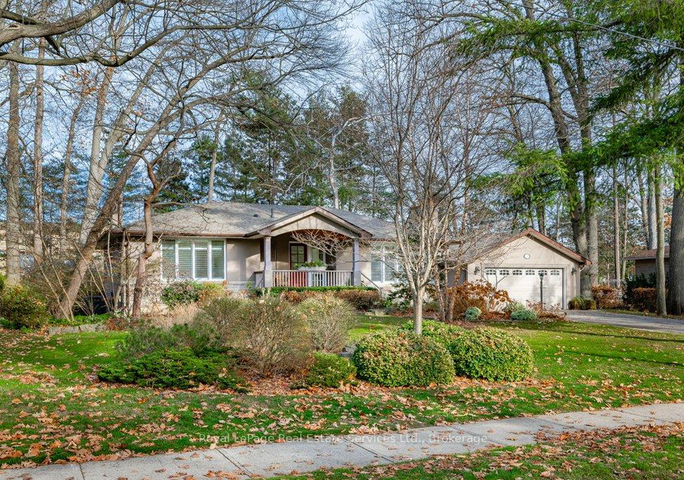 349-wedgewood-drive-oakville-ontario-w13691370
