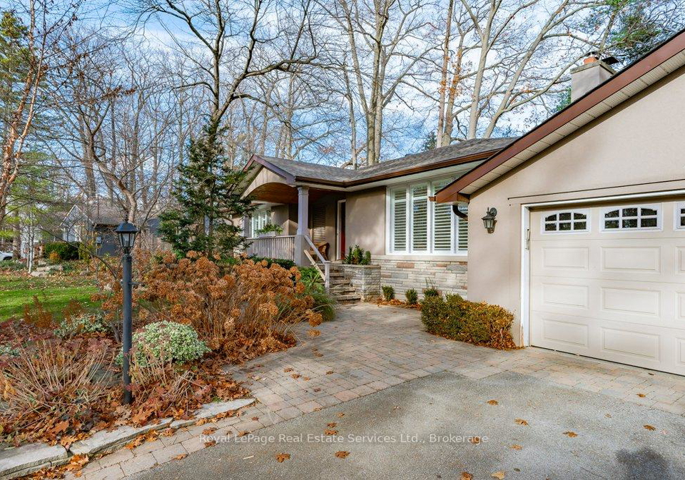 349-wedgewood-drive-oakville-ontario-w13691370