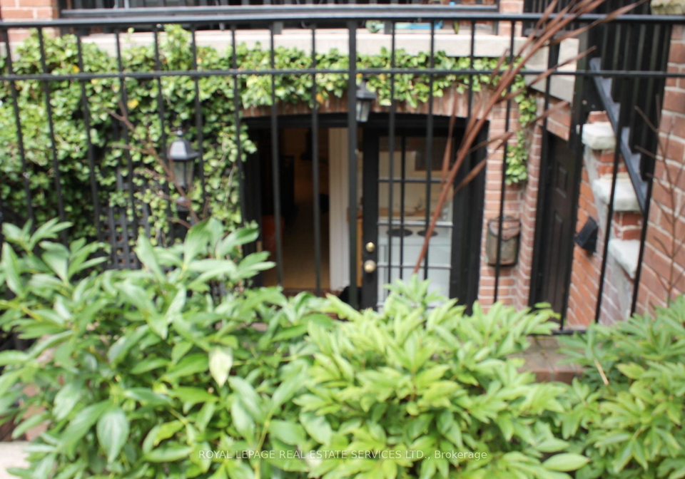 82-galley-avenue-toronto-toronto-ontario-w13691398