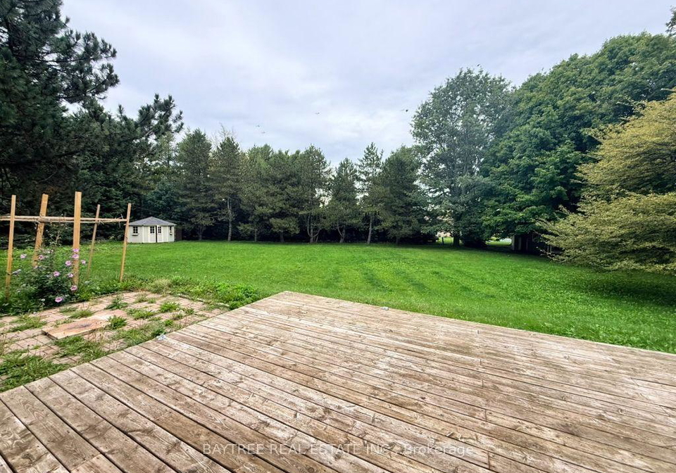 52-autumn-drive-caledon-ontario-w13691666