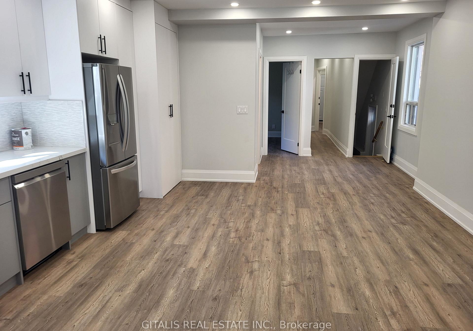 195-oakmount-road-n-toronto-toronto-ontario-w13691690
