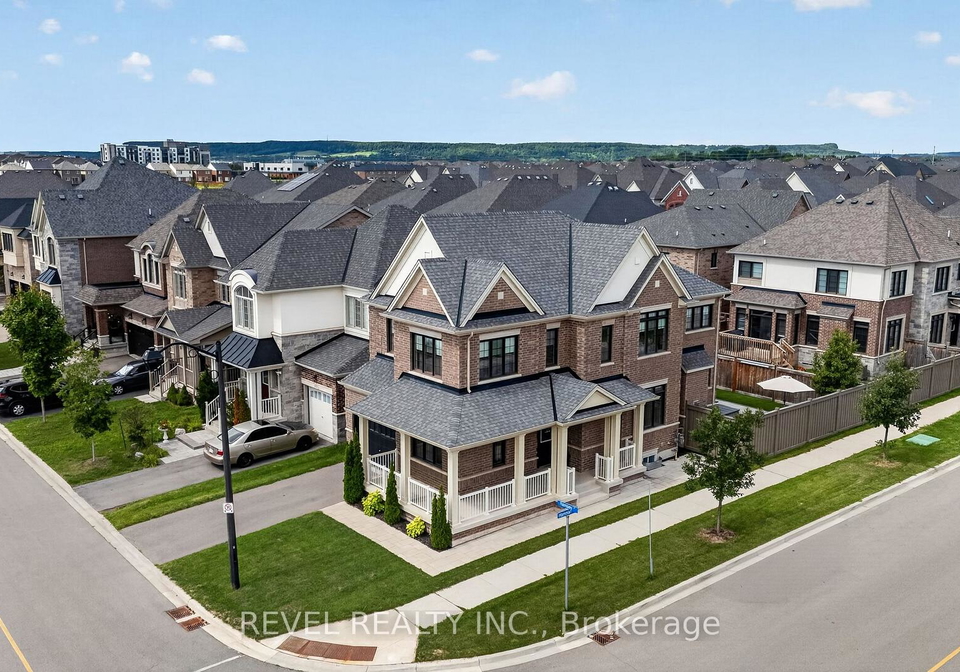 455-ramsey-place-milton-ontario-w13691696