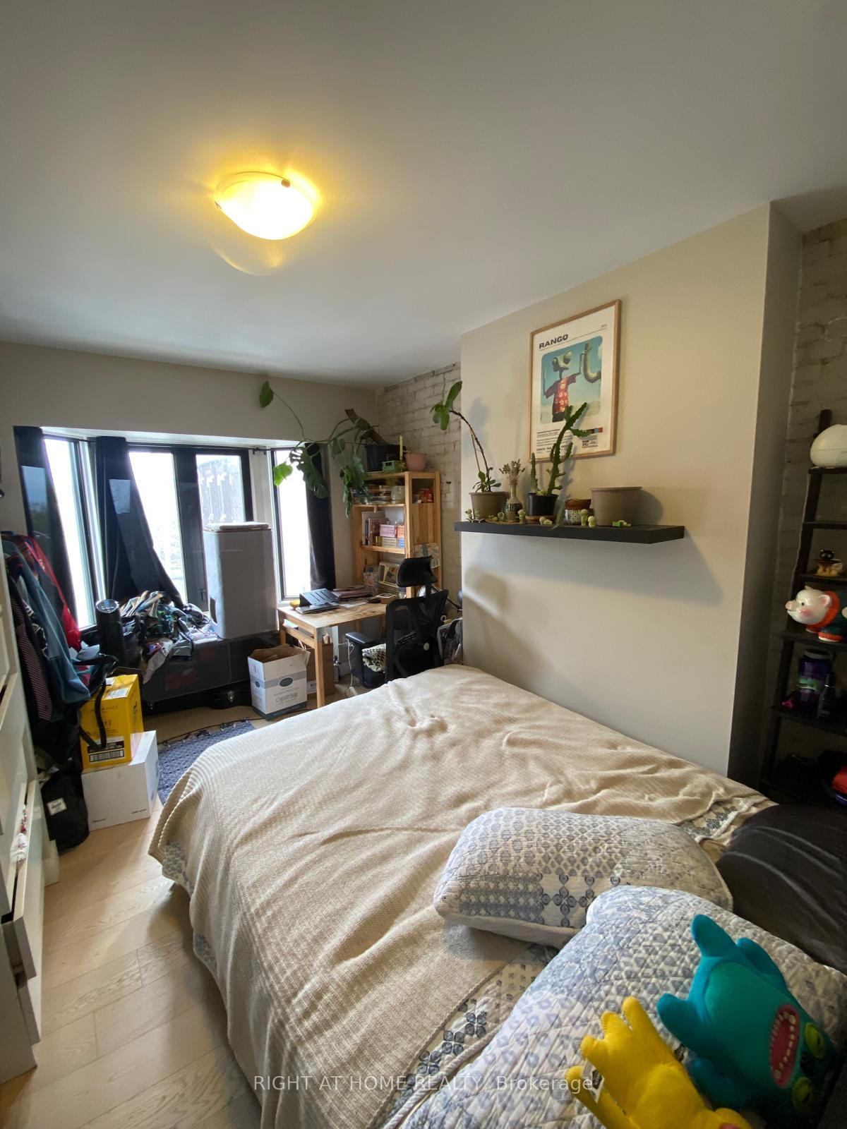 1022-bloor-street-w-toronto-toronto-ontario-w13691708