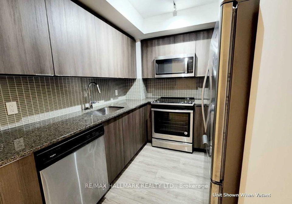 30-shore-breeze-drive-toronto-etobicoke-ontario-w13691776