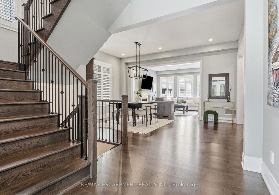 1221-ironbridge-road-oakville-ontario-w13691884