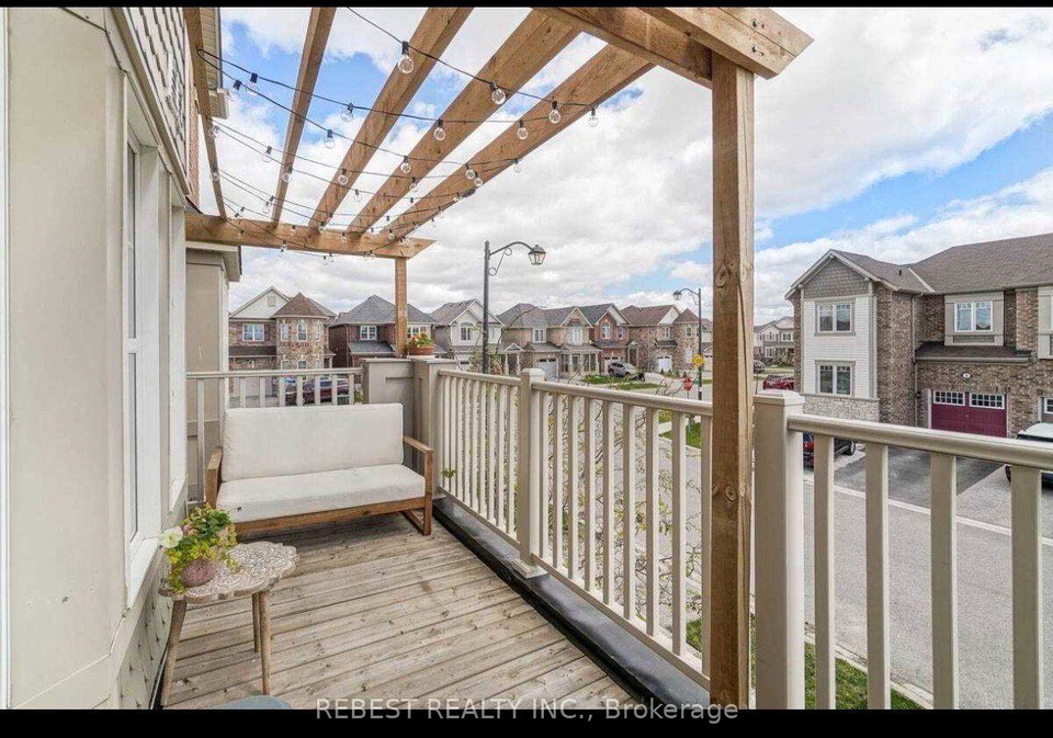 7-reichert-court-milton-ontario-w13691888